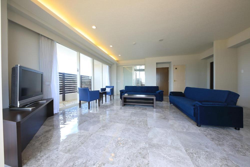 Terrace Garden Mihama Resort Chatan Ngoại thất bức ảnh